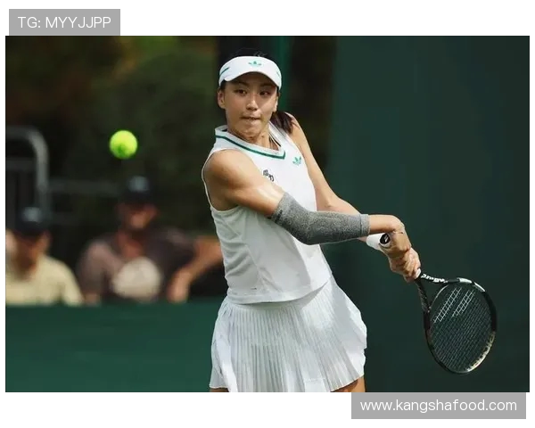 温网中国军团 6 人出征:郑钦文破咒之战,王欣瑜冲八强,男网独苗迎硬仗(2) 温网中国军团 6 人出征:郑钦文破咒之战,王欣瑜冲八强,男网独苗迎硬仗(2)