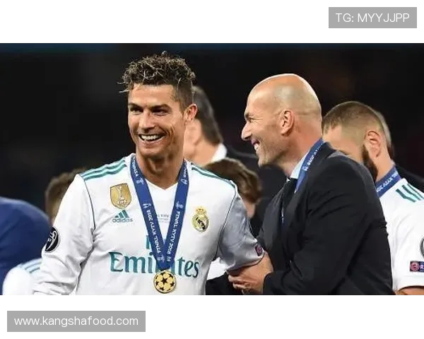 特瓦斯直言要终结世俱杯：与弗洛伦蒂诺矛盾系理念冲突(2)